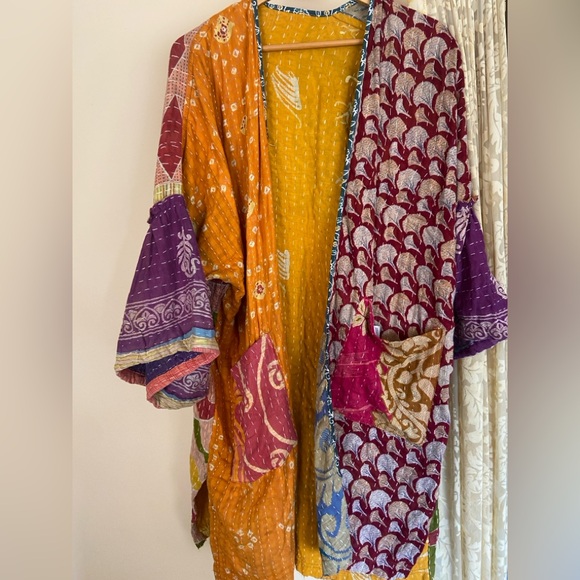 Reversible Kantha Kimono - Picture 6 of 9